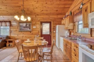 All About Romance - Henderson Springs - 3