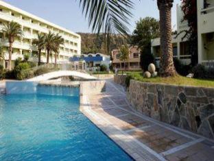 Avra Beach Resort - 8