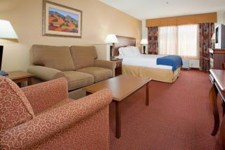 Holiday Inn Express Hotel & Suites Tooele by IHG - Tooele - 4