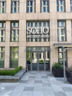 SOHO boutique hotel - Dnipro - 9
