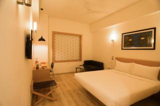 Red Fox by Lemon Tree Hotels, Sector 60, Gurugram - 8