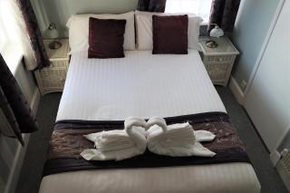 Gable End Hotel - 3