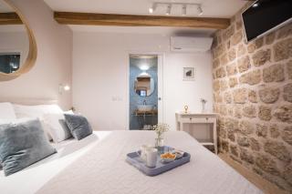 Live Laugh Love Dubrovnik Luxury Rooms - Dubrovnik - 0