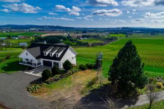 The Gables at Quandary Vineyards - 0