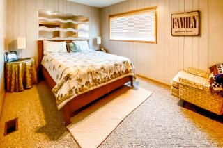 Beachtown Bliss - Rockaway Beach - 4