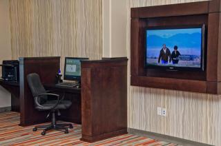 Holiday Inn Express & Suites Columbus - Easton Area by IHG - Gahanna - 1