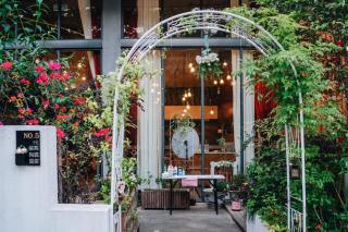 Ancient Street No.5 Youth Chic Hotel - Wuyishan - 9