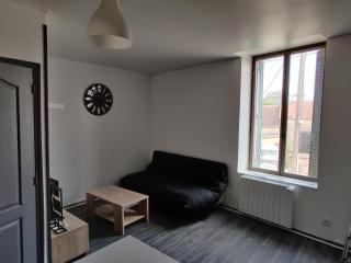Calme 2 Pièces en Duplex - Aufferville - 0