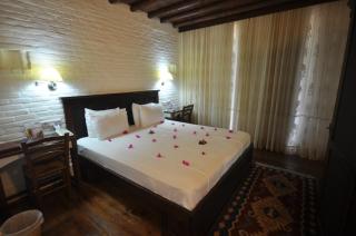 El Vino Hotel & Suites - 9