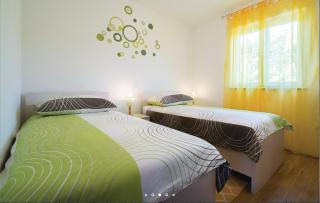 Comfortable apartment in Bartići - 1