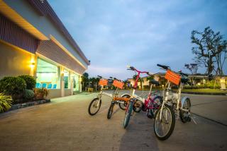 Martina Hotel Surin - Surin - 3