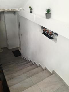 Maria's cozy basement Studio ! - Volos - 6
