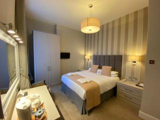 Bedford Hotel - 5