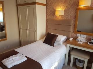 Bedford Hotel - 2