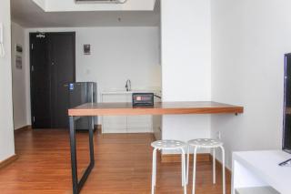 Elegant and Modern 1BR Casa De Parco Apartment By Travelio - Tangerang - 7