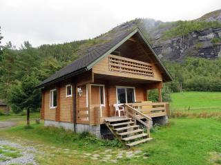 Kalvatn Turistsenter - Austefjorden - 0