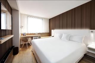 Occidental Praha - Prag - 9