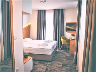 Orange Hotel - Sarajevo - 6