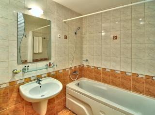 Hotel Paradise Green Park - Goldstrand - 3