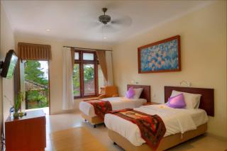 Cempaka Belimbing Villa - Blimbing - 6