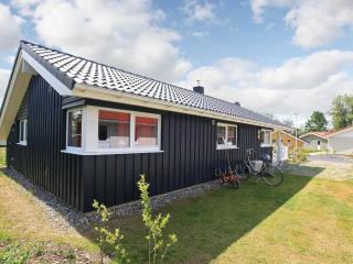 Three-Bedroom Holiday home in Grömitz 13 - Grömitz - 3