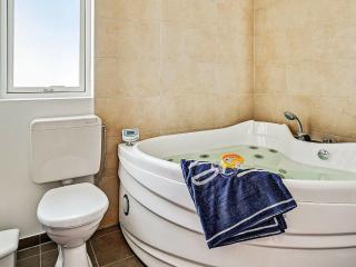 12 person holiday home in Hasselberg - Kappeln - 5