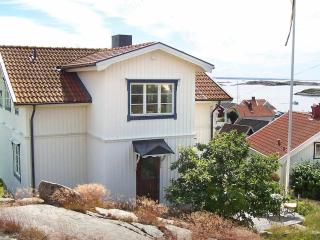 Holiday home in Kungshamn 4 - Kungshamn - 0