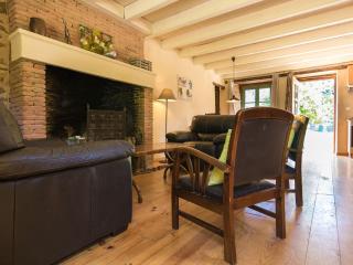 Cottage in Chaleix near Forest and Lake - 1