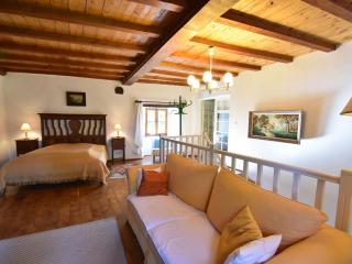 Saint-Sauveur Hideaway - 4