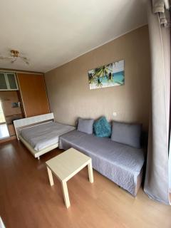 Apartment on Chernomorskaya 2a - 4