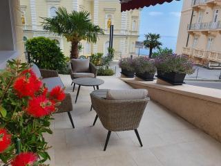 Superior Seaview Apartment - Opatija - 9