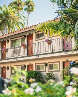 Inn by the Harbor - Santa Barbara - 3