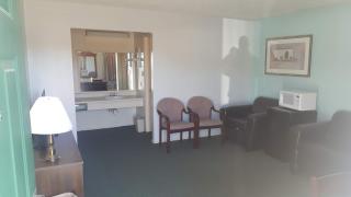 Lake Eufaula Inn & Suites - Checotah - 6