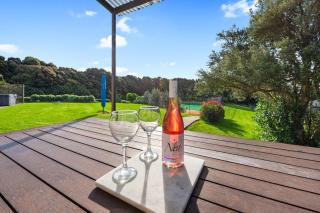 Courtside Quarters - Waihi Beach Holiday Home - Waihi Beach - 0