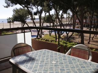 AT116 Els Pins, comunidad con piscina en 1ra línea de la playa - Torredembarra - 6
