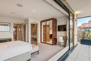 Palace Wharf Apartments - 2