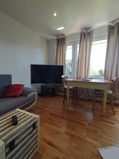 GL Single Town Apartment - 4