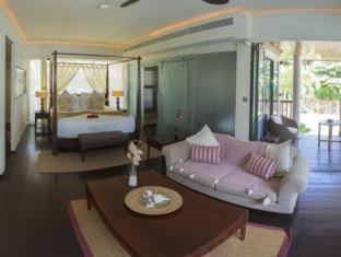 Dhevatara Beach Hotel - 1