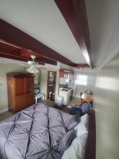 Golden Gate Lodging - Plattsburgh - 7