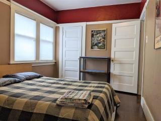 Relax in unpretentious peaceful and authentic house with public transportation cafes and U of Berkeley close by - Albany - 5
