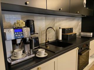 Family & Business Sauna Apartments No 7 Leśny nad Zalewem Cedzyna Unikat - 3 Bedroom with Private Sauna, Bath with Hydromassage, Terrace, Garage, Catering Options - Kielce - 5