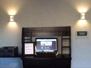 Boarders Inn & Suites by Cobblestone Hotels - Ashland City - 1