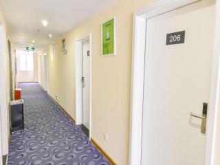 7Days Inn Guilin Qixing Road - Guilin - 1