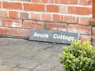 Acorn Cottage 1 - 9