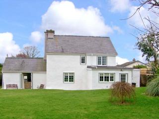Tyddyn Gyrfa Cottage - Cemaes Bay - 9