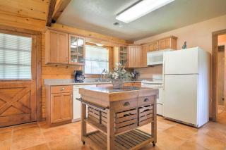 On Farm Rustic Carmine Log Cabin with Porch! - 5
