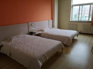 7Days Inn Yantai Development Zone Beach - Yantai - 1
