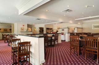 Ramada by Wyndham Trenton - Trenton - 2