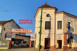 BOUL ROSU RESIDENCE free private parking - Arad - 9