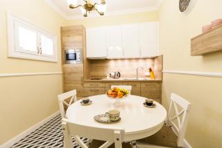 Vintage Poselska Apartment - 6